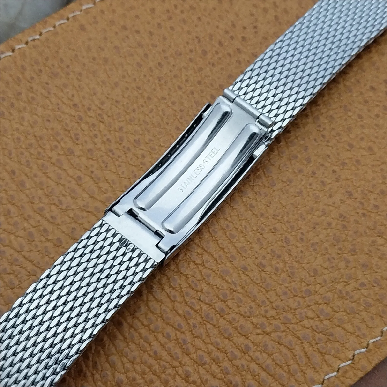 18mm Stainless Steel Thick Mesh Curved End 1970s Unused nos Vintage Watch Band