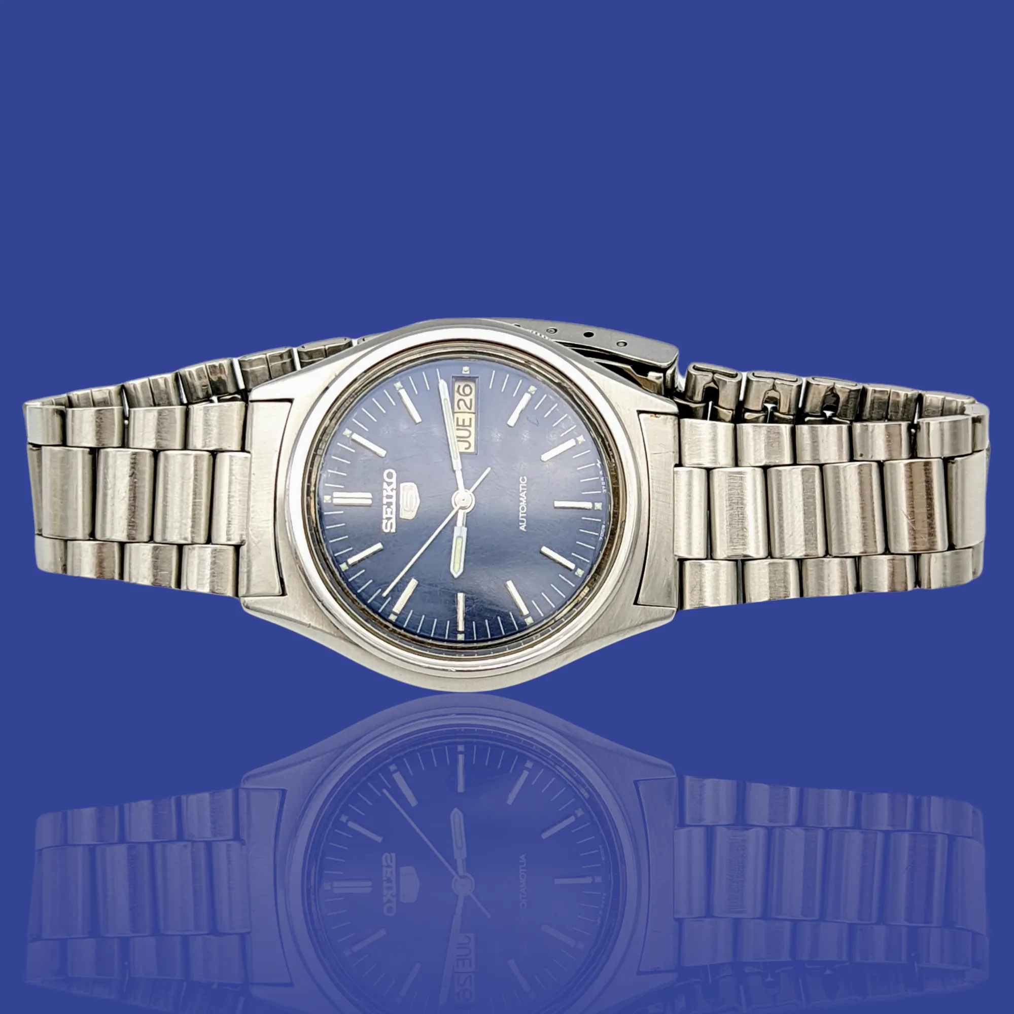 1985 SEIKO 5 Automatic Watch Day/Date Indicator