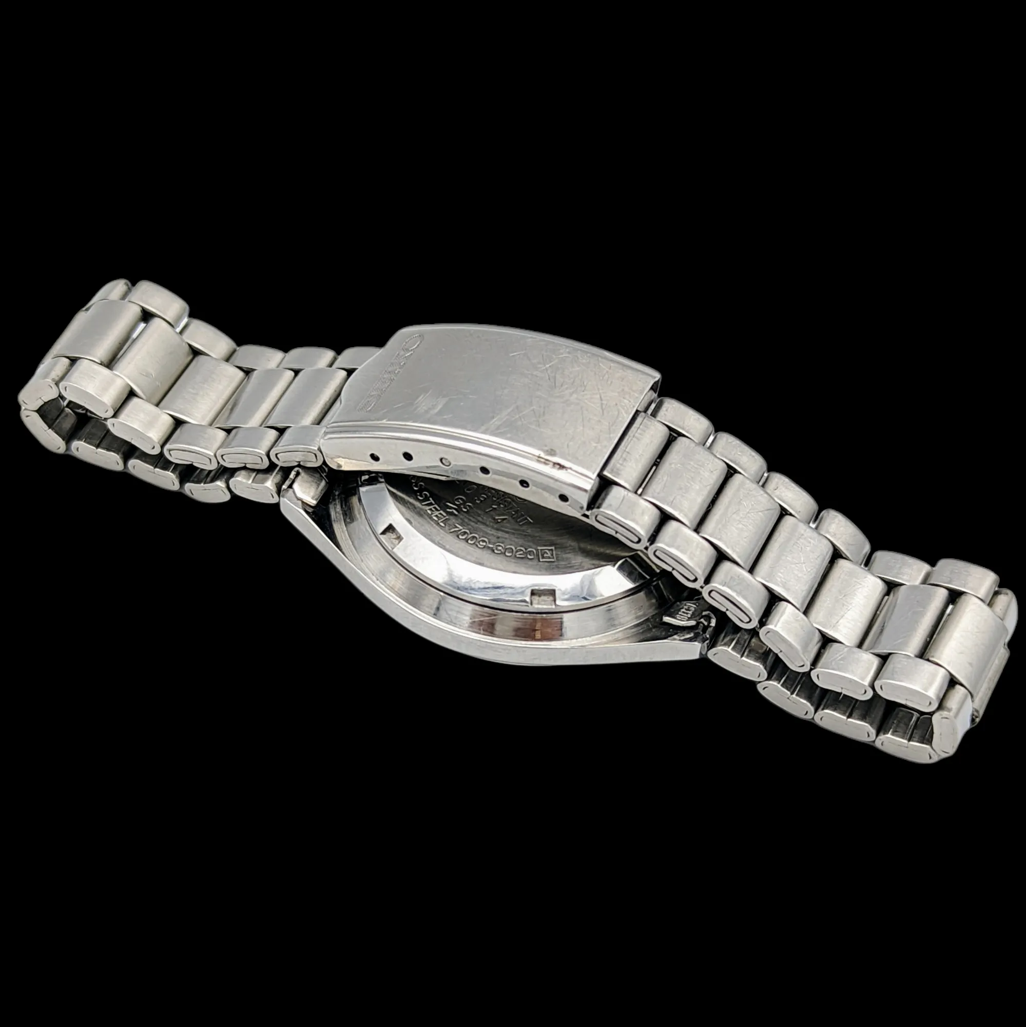 1985 SEIKO 5 Automatic Watch Day/Date Indicator