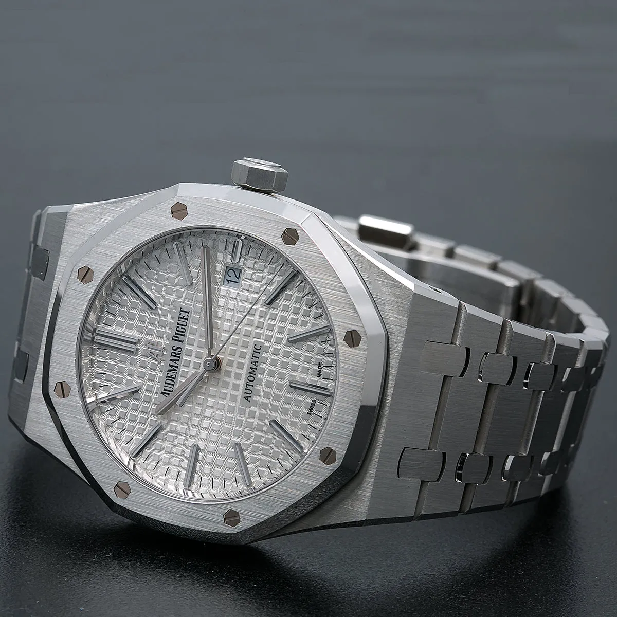 Audemars Piguet Royal Oak Self Winding 15400ST 41MM Silver Dial With Stainless Steel Bracelet