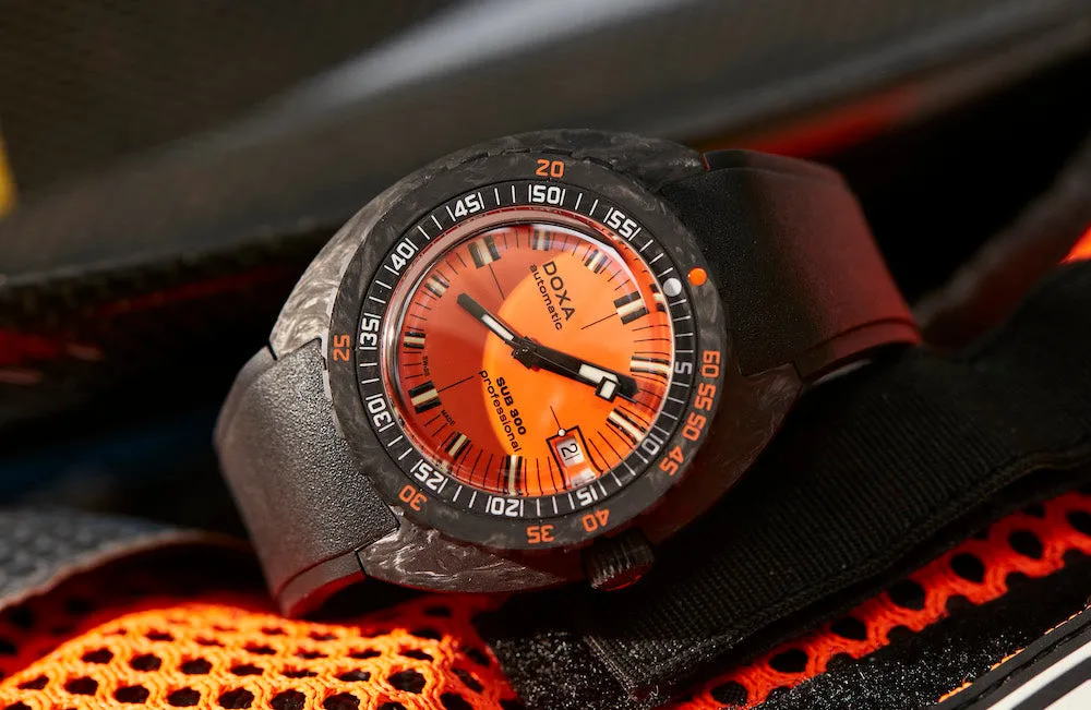 DOX Watch SUB 3 Carbon COSC ProFSsional Rubber