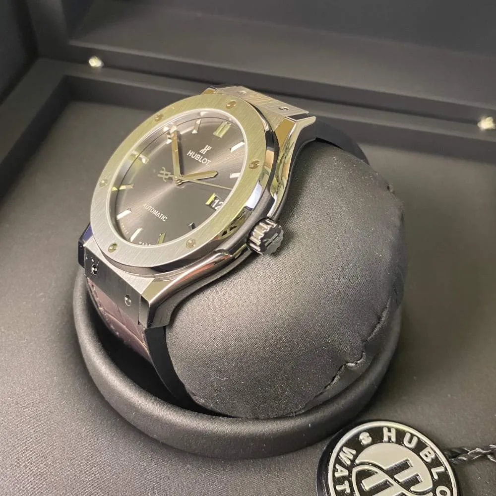 Hublot Classic Fusion Racing Grey 511.NX.7071.LR