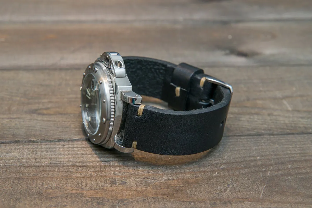 Italian bull leather watch strap 4 mm thick, Black Oily , handmade in Finland -  16mm, 17 mm, 18mm, 19 mm, 20mm, 21mm, 22mm, 23 mm, 24mm, 25 mm, 26 mm.