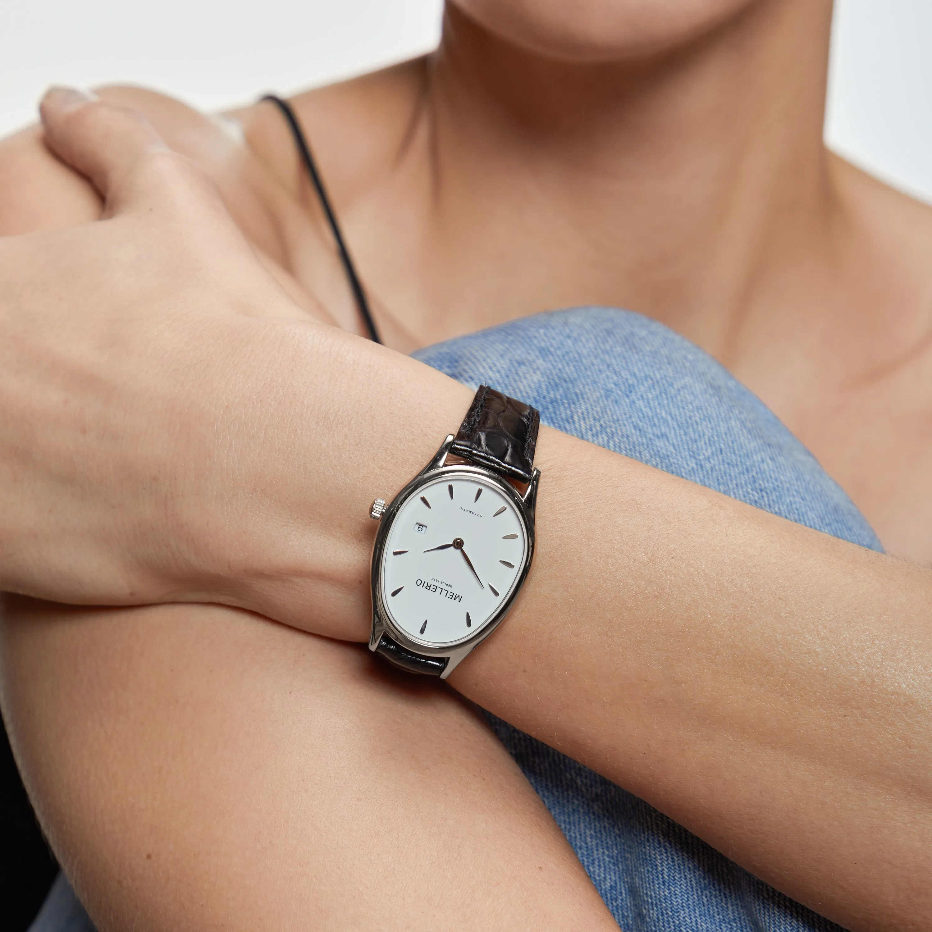 M Cut Watch - Yellow gold with Black Dial