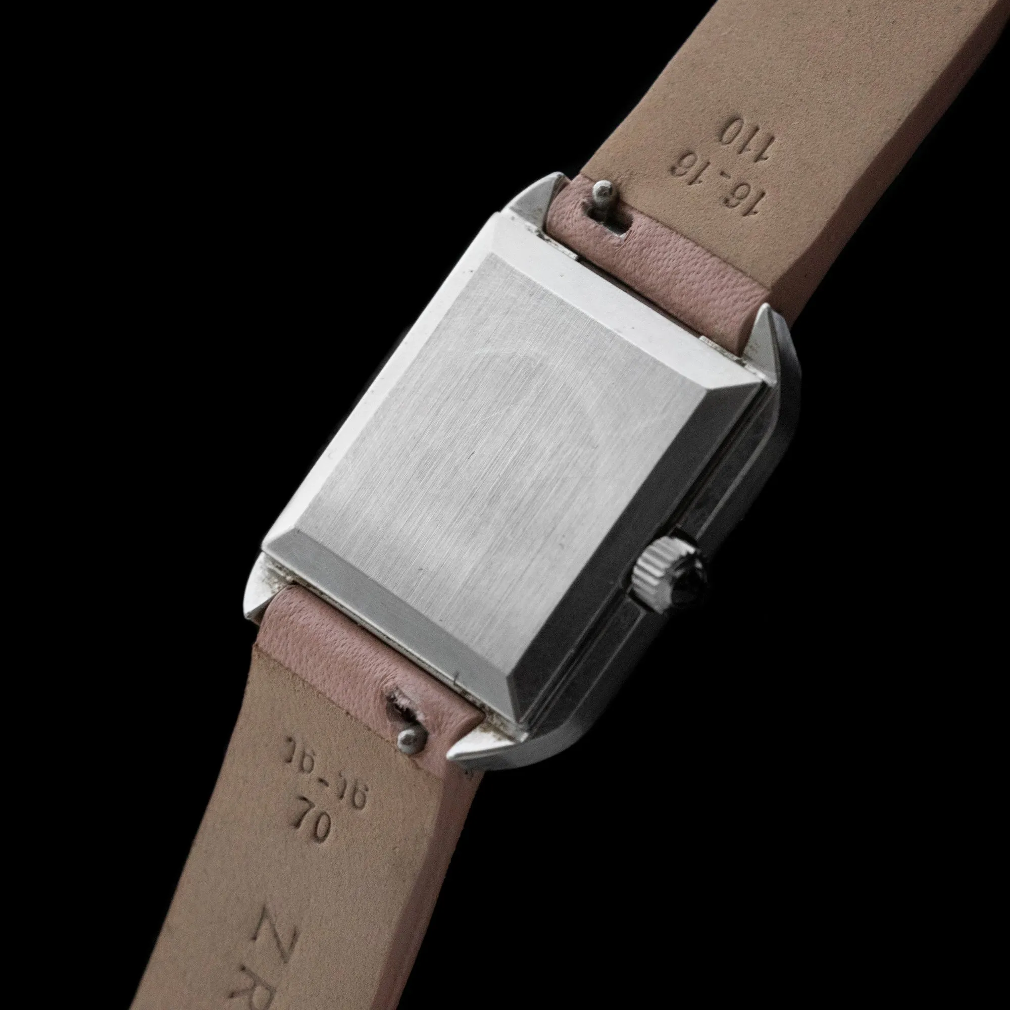 Omega - 1975 De Ville 'Tank'