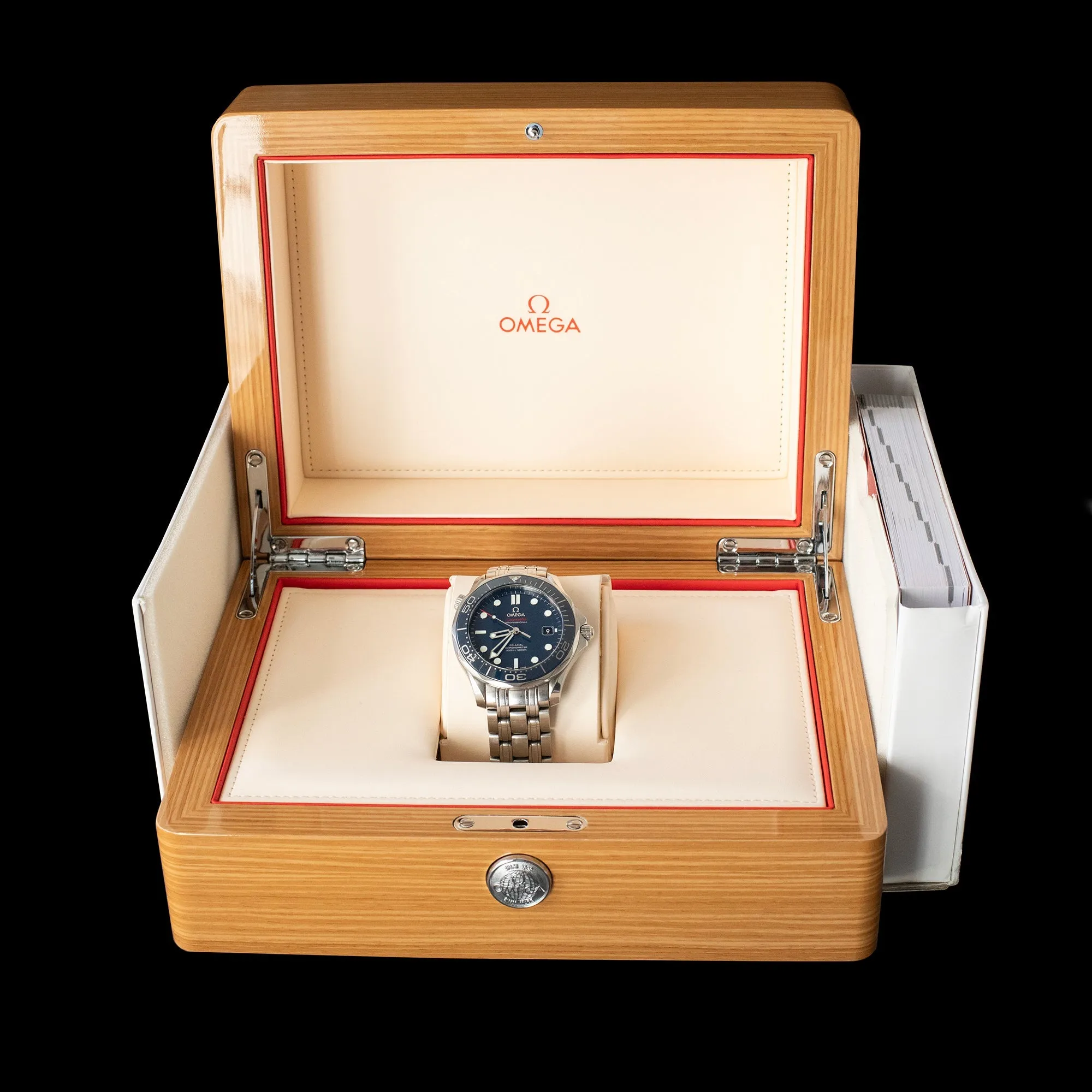 Omega - 2016 Seamaster Professional 300M Chronometer