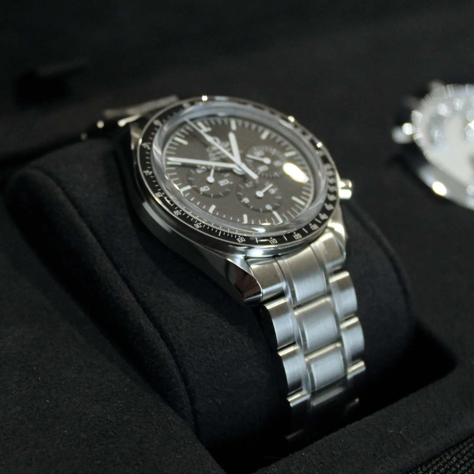 Omega Speedmaster Moonwatch Professional Chronograph 42mm - 311.30.42.30.01.006