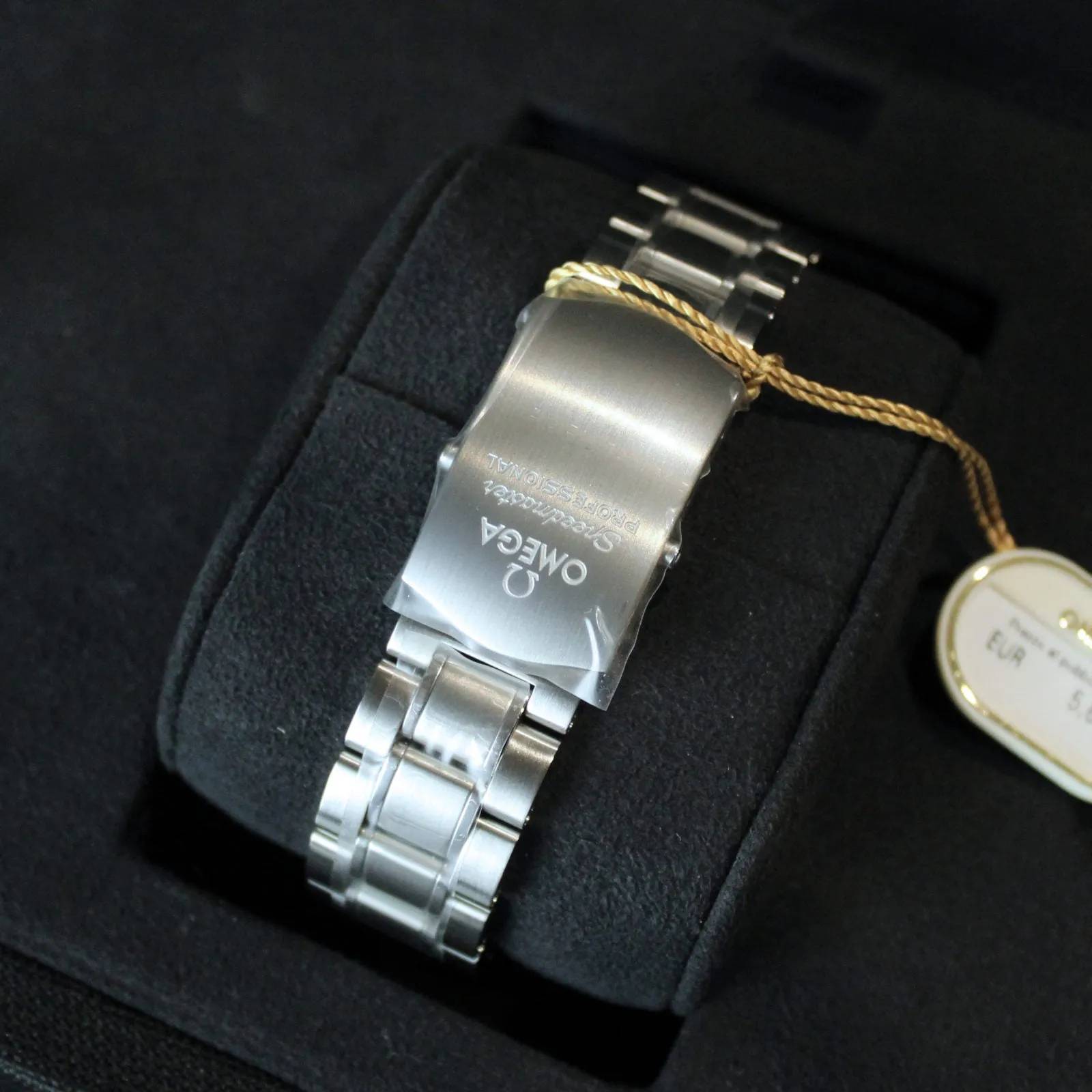 Omega Speedmaster Moonwatch Professional Chronograph 42mm - 311.30.42.30.01.006
