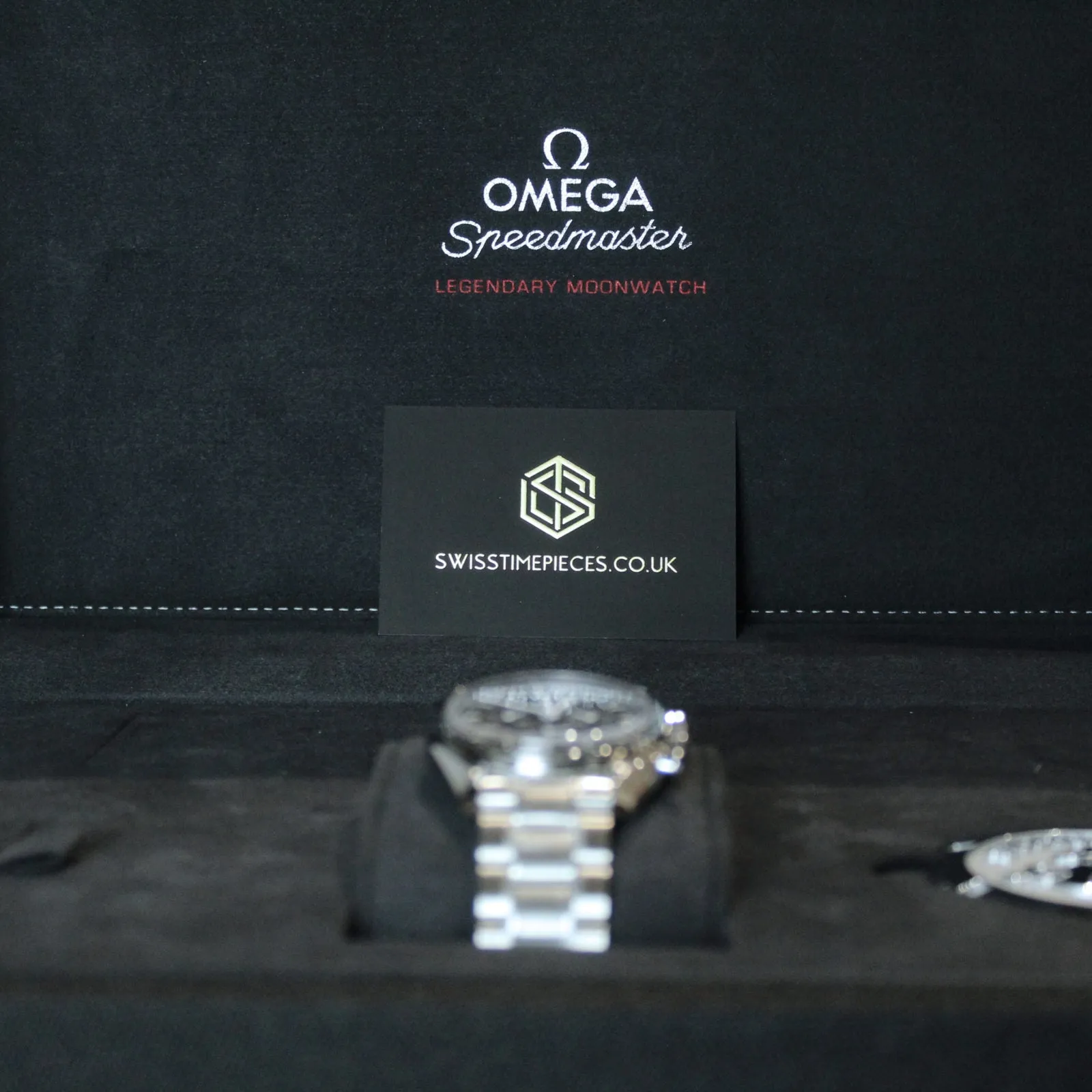 Omega Speedmaster Moonwatch Professional Chronograph 42mm - 311.30.42.30.01.006