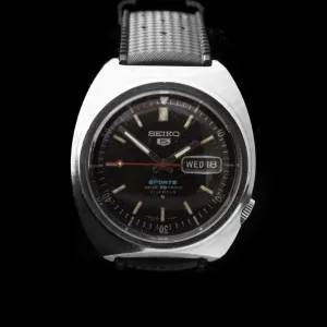 Seiko 5 Vintage with Inner Rotating Bezel