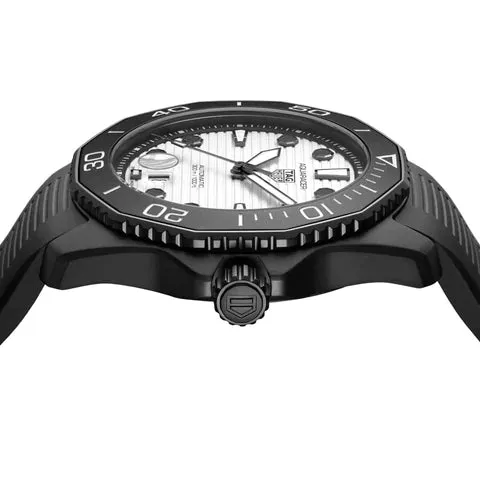 TAG HEUER AQUARACER PROFESSIONAL 300 WBP201D.FT6197